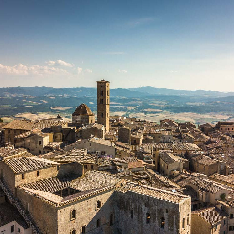 Explore the Enchanting Gems of Tuscany: San Gimignano, Volterra, and San Galgano Abbey