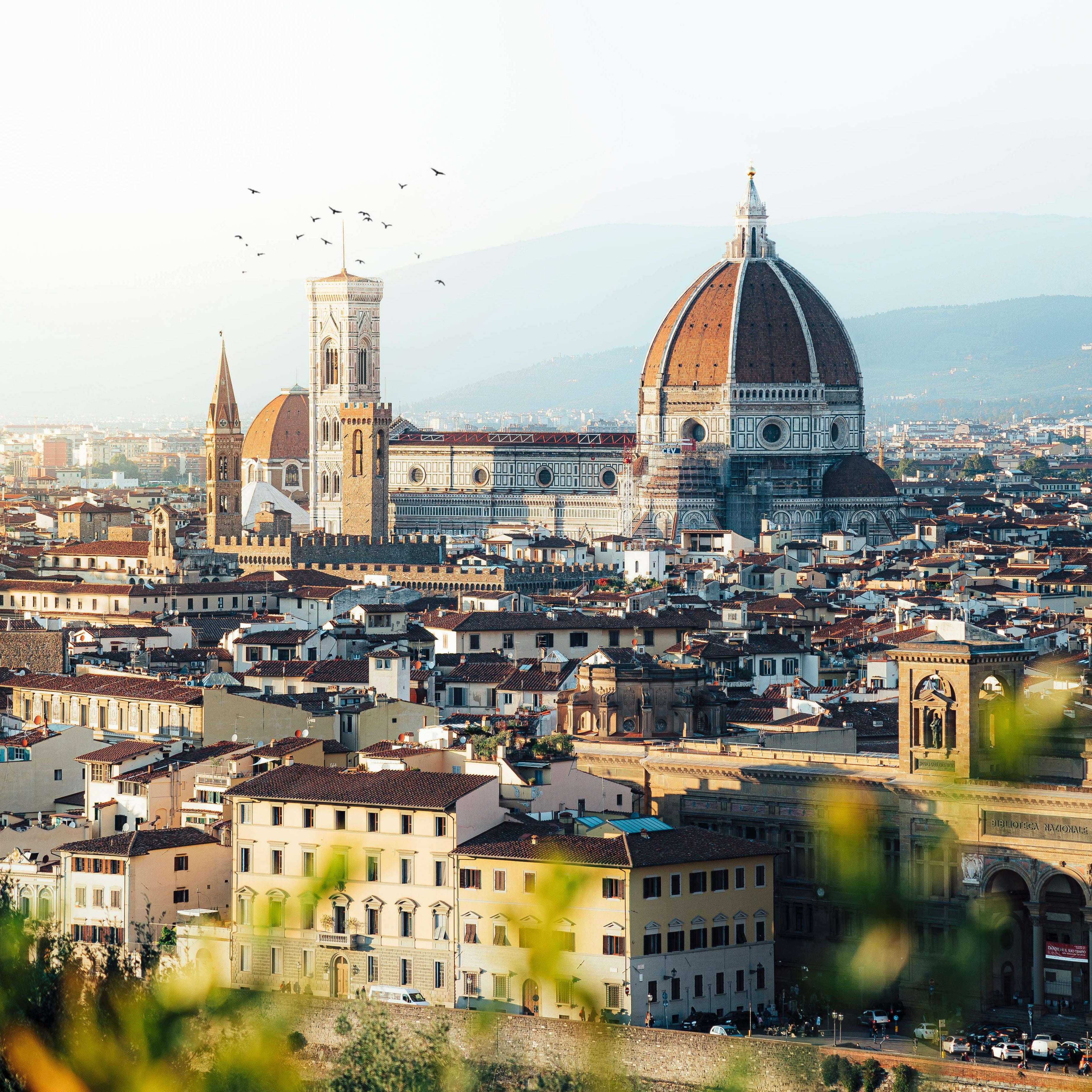 Descubre el Majestuoso Duomo de Florencia: Tour Guiado y Conocimiento de la Cúpula de Brunelleschi